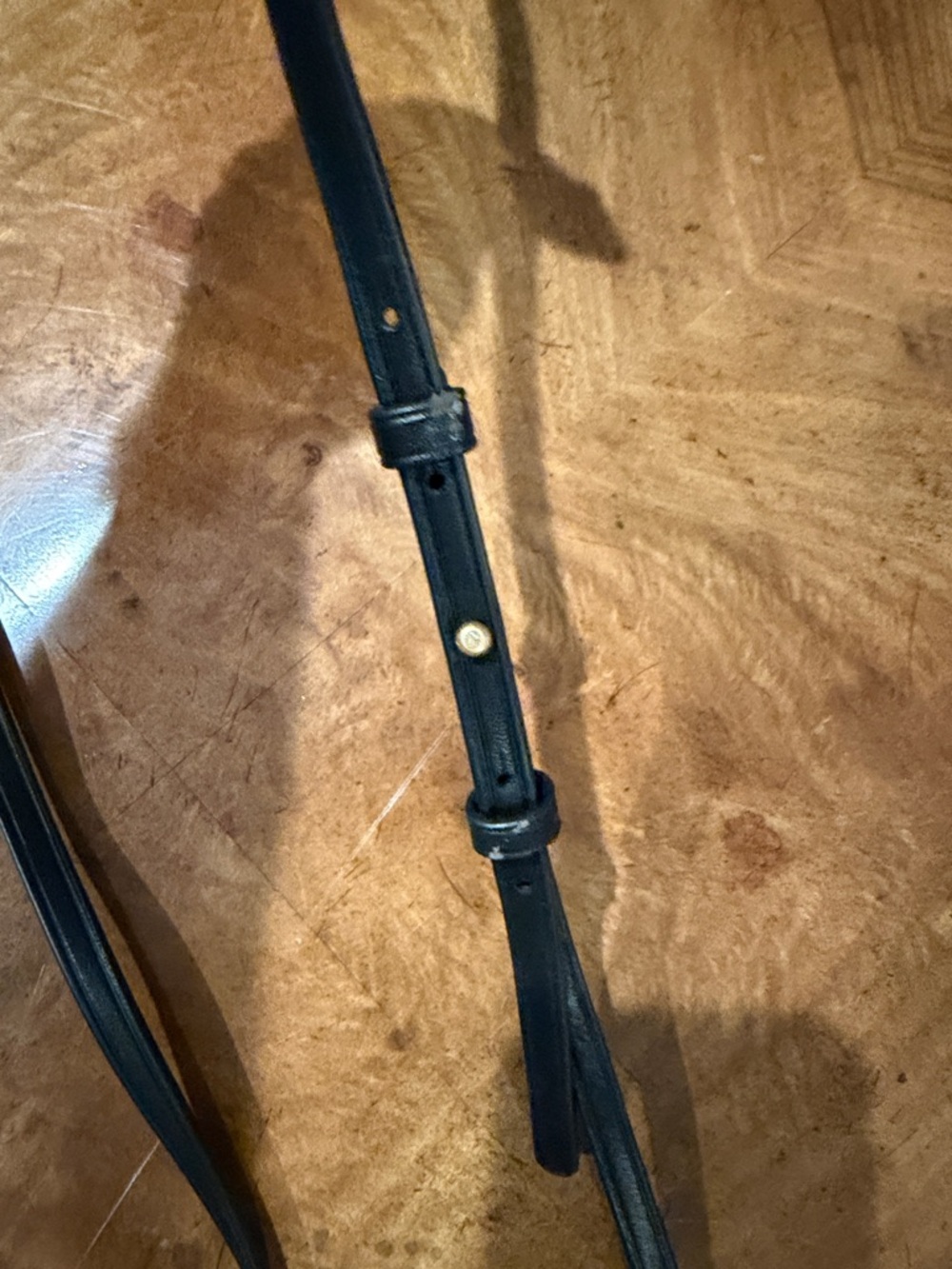Tory Burch Black Leather Crossbody Phone Bag - Picture 7 of 12